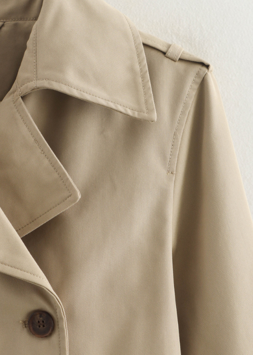 Belvory Trench cream